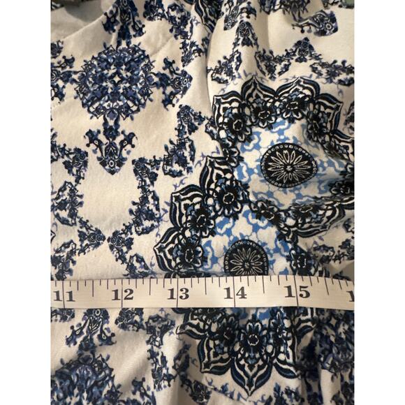 A Pea in the Pod Maternity Dress (Size XS) - Picture 5 of 6